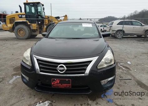2015 Nissan Altima 2.5 S z USA, uszkodzony, nr VIN 1N4AL3AP9FC423052